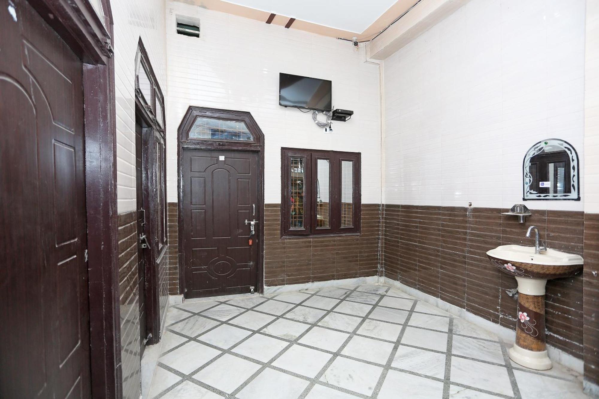 Spot On Hotel Doon Sabri Roorkee Extérieur photo